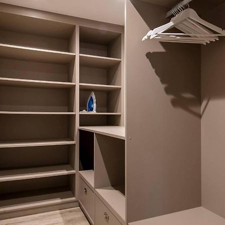 Old Town Duplex With Character Apartment Girona Ngoại thất bức ảnh