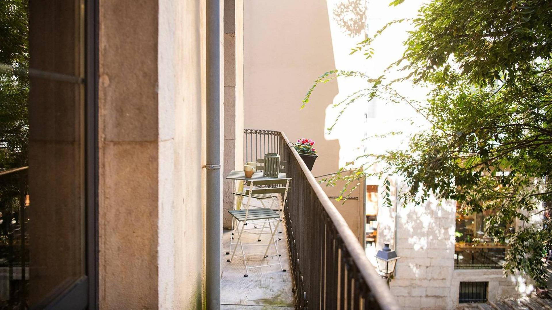 Old Town Duplex With Character Apartment Girona Ngoại thất bức ảnh