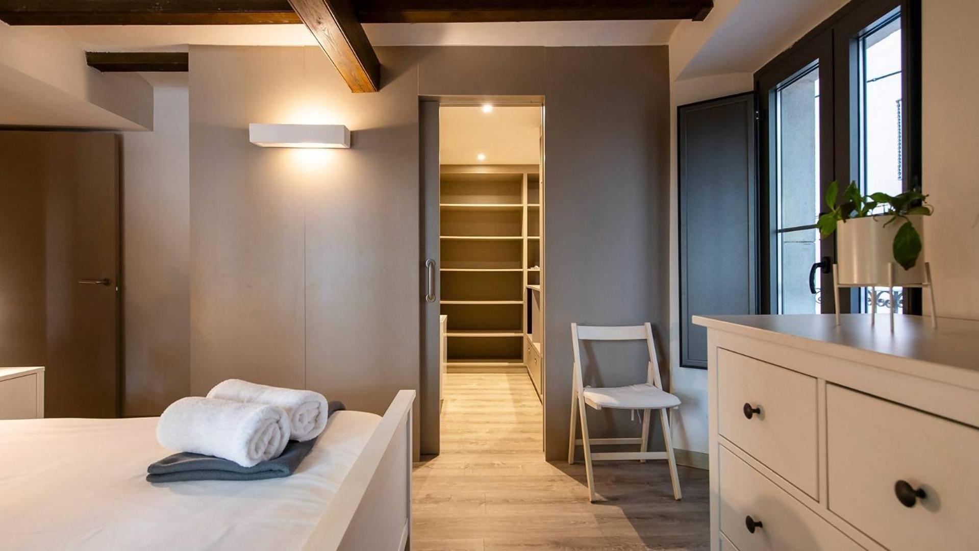 Old Town Duplex With Character Apartment Girona Ngoại thất bức ảnh