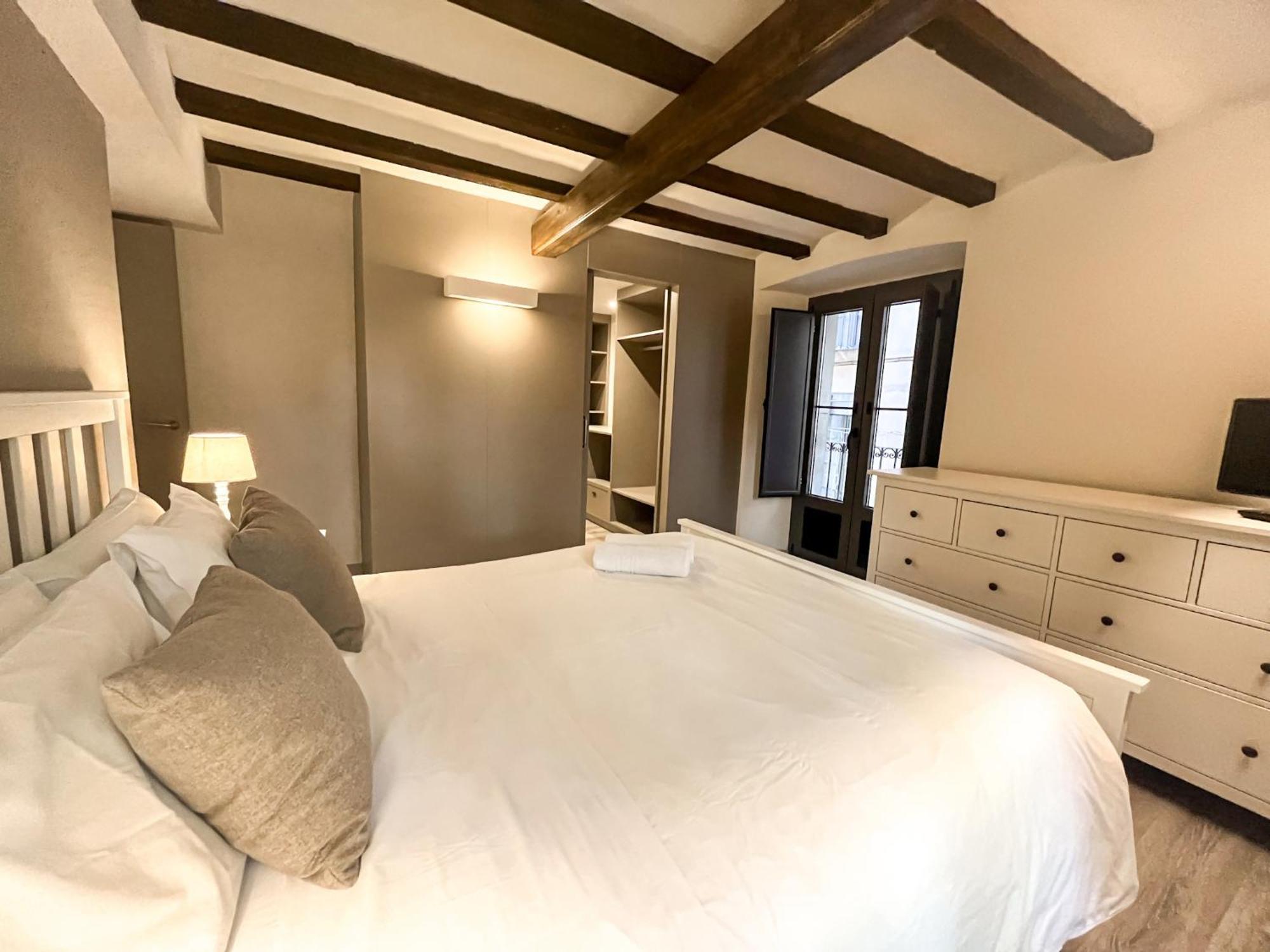 Old Town Duplex With Character Apartment Girona Ngoại thất bức ảnh
